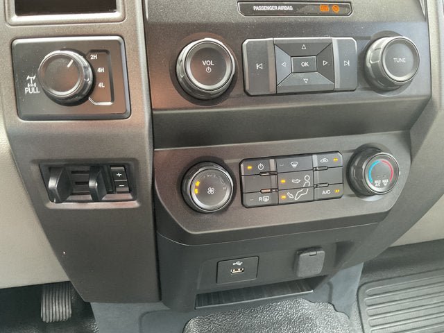 Certified 2022 Ford F250 XL w/ STX Appearance Package AWD/4WD image 24