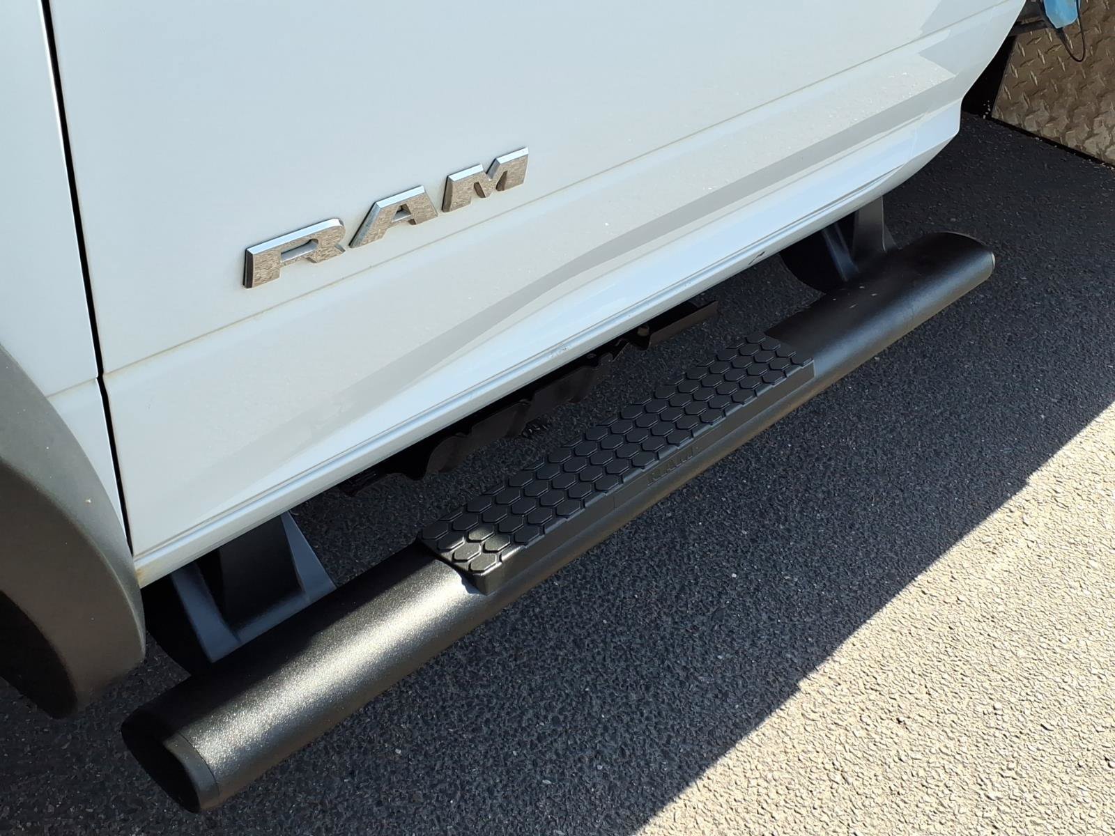 Used 2022 RAM 5500 Tradesman AWD/4WD image 11