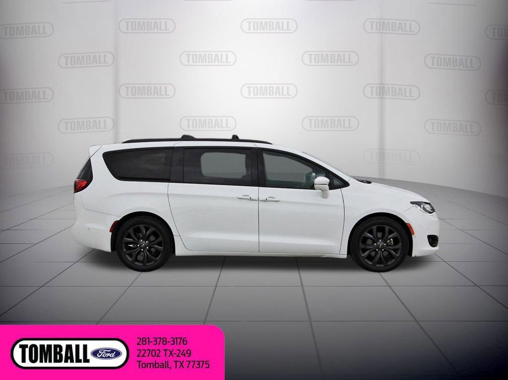 Used 2018 Chrysler Pacifica Limited w/ Advanced Safetytec Group image 6
