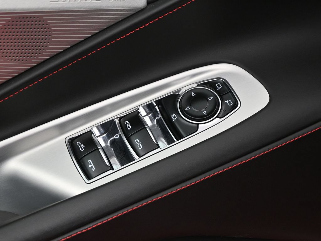 Used 2021 Chevrolet Corvette Stingray Premium Conv w/ Z51 Performance Package RWD image 10