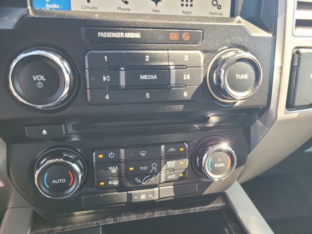 Certified 2017 Ford F250 Lariat w/ Chrome Package image 23