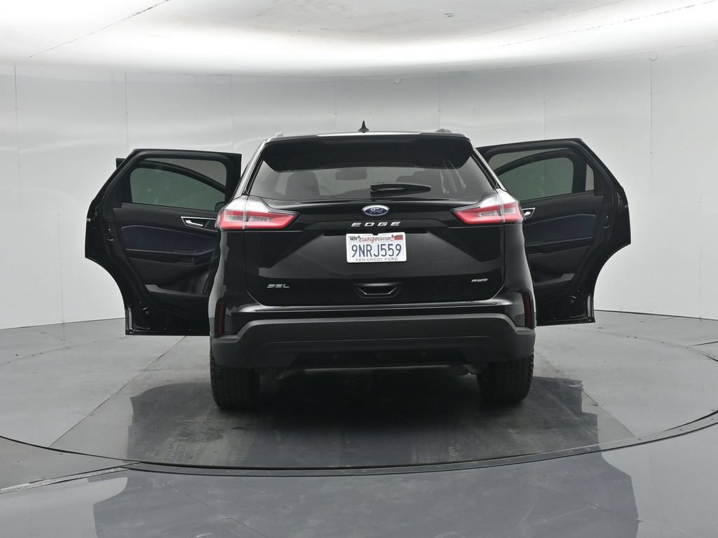 Certified 2024 Ford Edge SEL w/ Sport Appearance Package AWD/4WD image 32