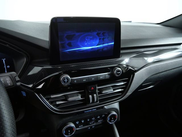 Certified 2025 Ford Escape ST-Line AWD/4WD image 44