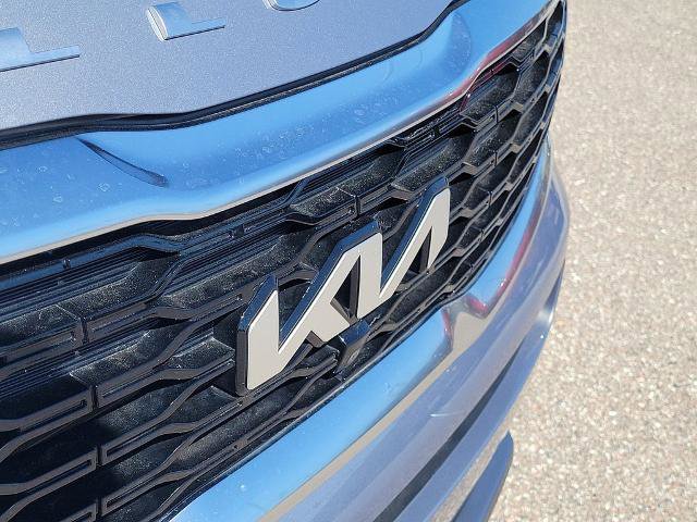 Used 2022 Kia Telluride SX w/ Towing Package FWD image 8