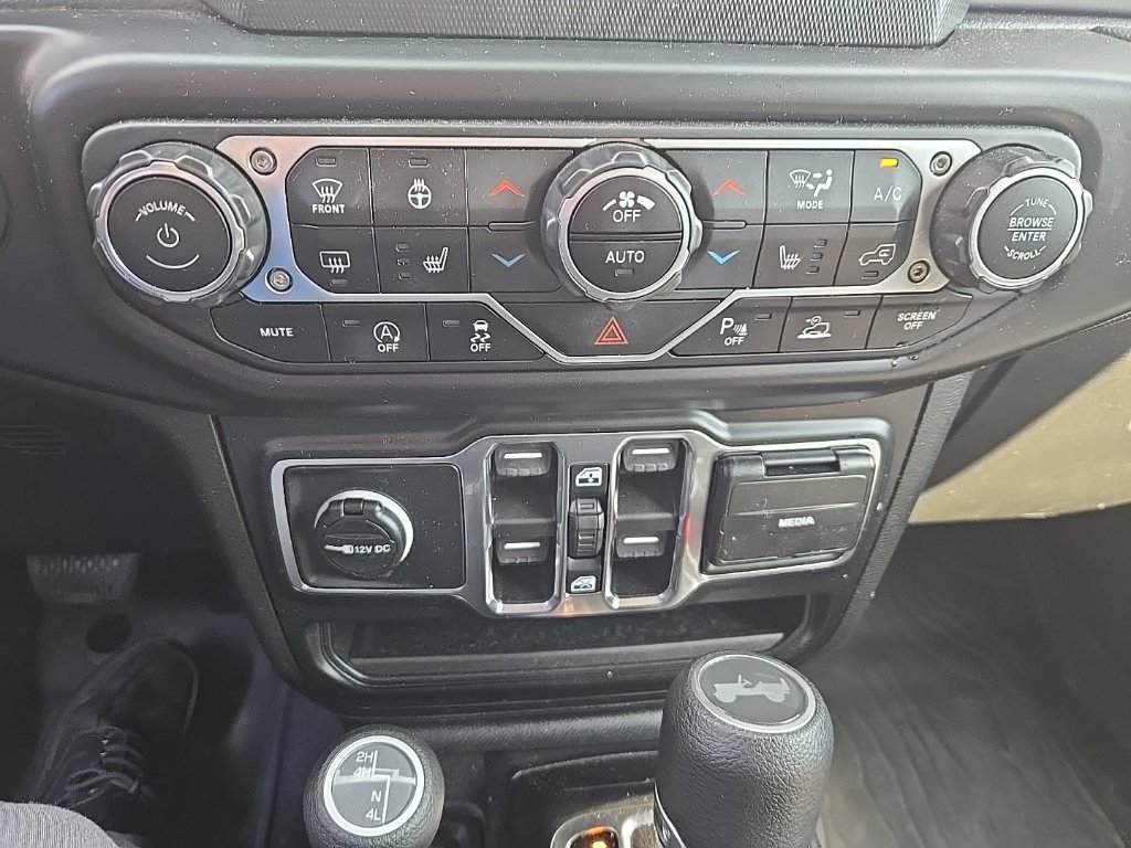 Used 2021 Jeep Wrangler Unlimited Sport AWD/4WD image 12