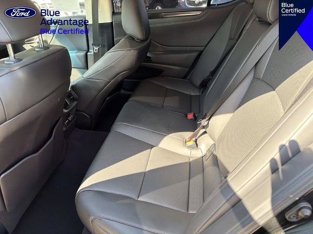 Used 2025 Lexus ES 350 w/ Accessory Package (Z1) FWD image 12