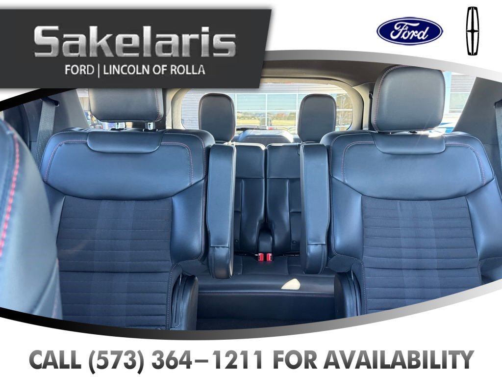 Certified 2025 Ford Explorer ST-Line AWD/4WD image 29