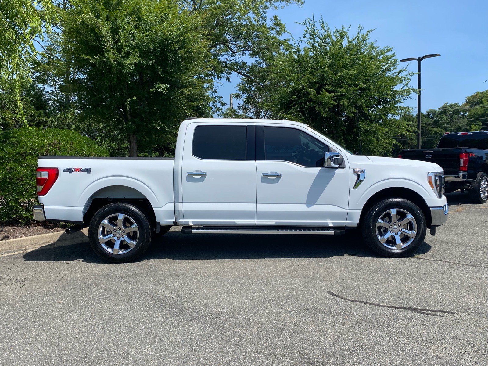 Certified 2022 Ford F150 Lariat w/ Equipment Group 502A High AWD/4WD image 3
