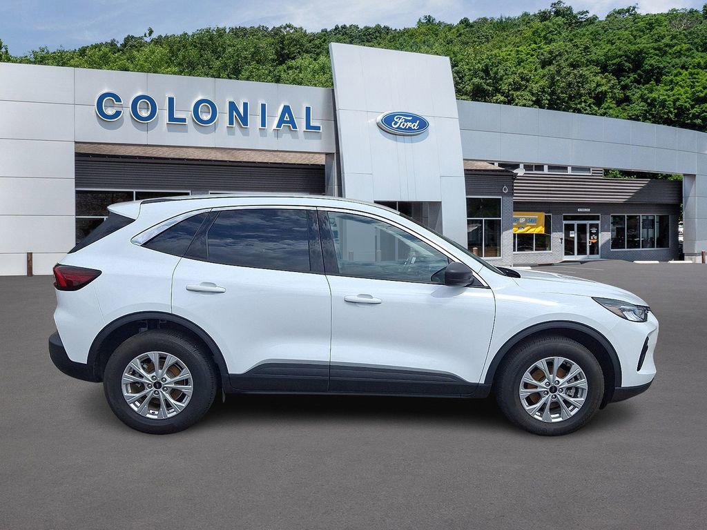 Certified 2023 Ford Escape Active AWD/4WD image 5