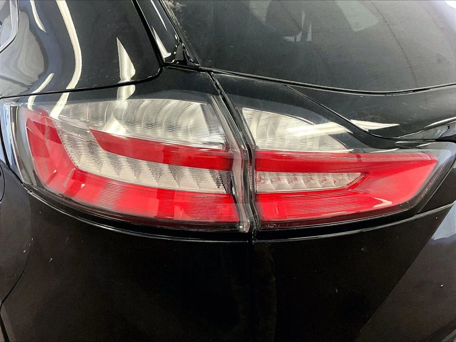 Certified 2023 Ford Edge SEL w/ Convenience Package image 28