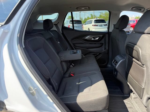 Used 2024 GMC Terrain SLE w/ Driver Convenience Package AWD/4WD image 17