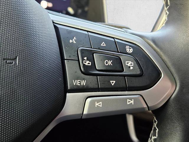 Used 2024 Volkswagen Atlas Cross Sport SE FWD image 22