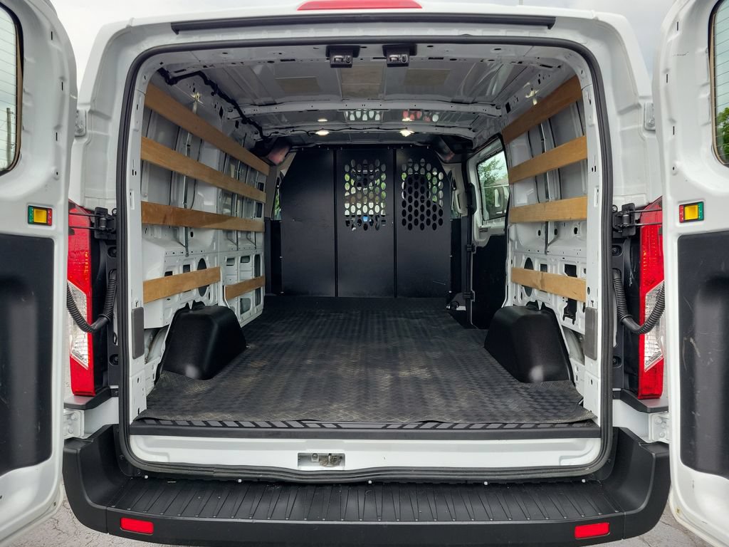 Certified 2025 Ford Transit 250 Low Roof w/ Exterior Upgrade Package RWD image 10