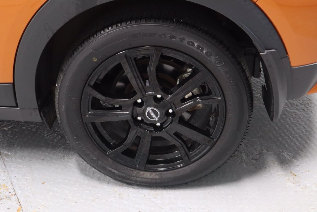Used 2024 Nissan Kicks SR w/ SR Premium Package FWD image 19