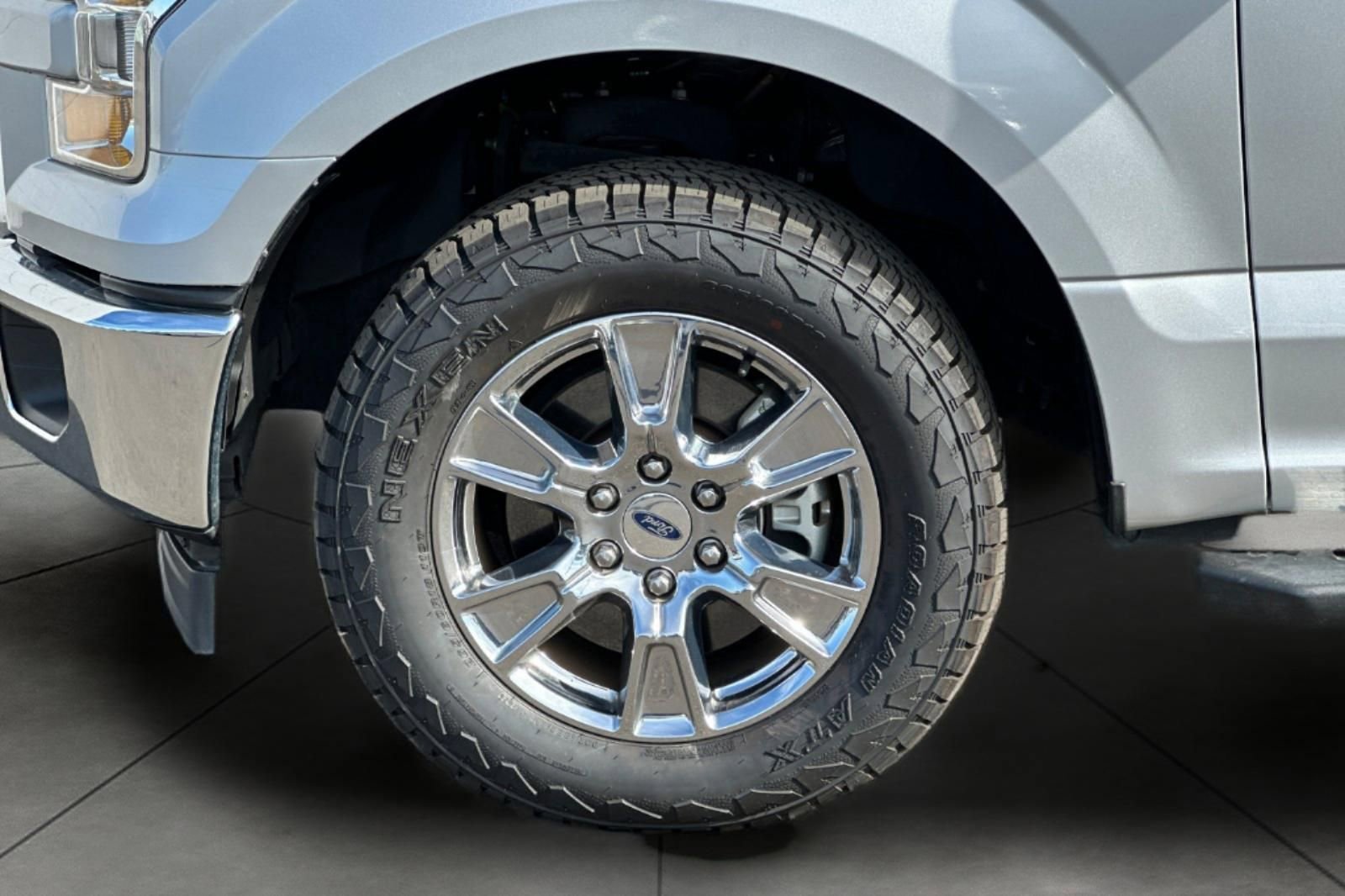 Certified 2017 Ford F150 XLT w/ Equipment Group 302A Luxury image 28