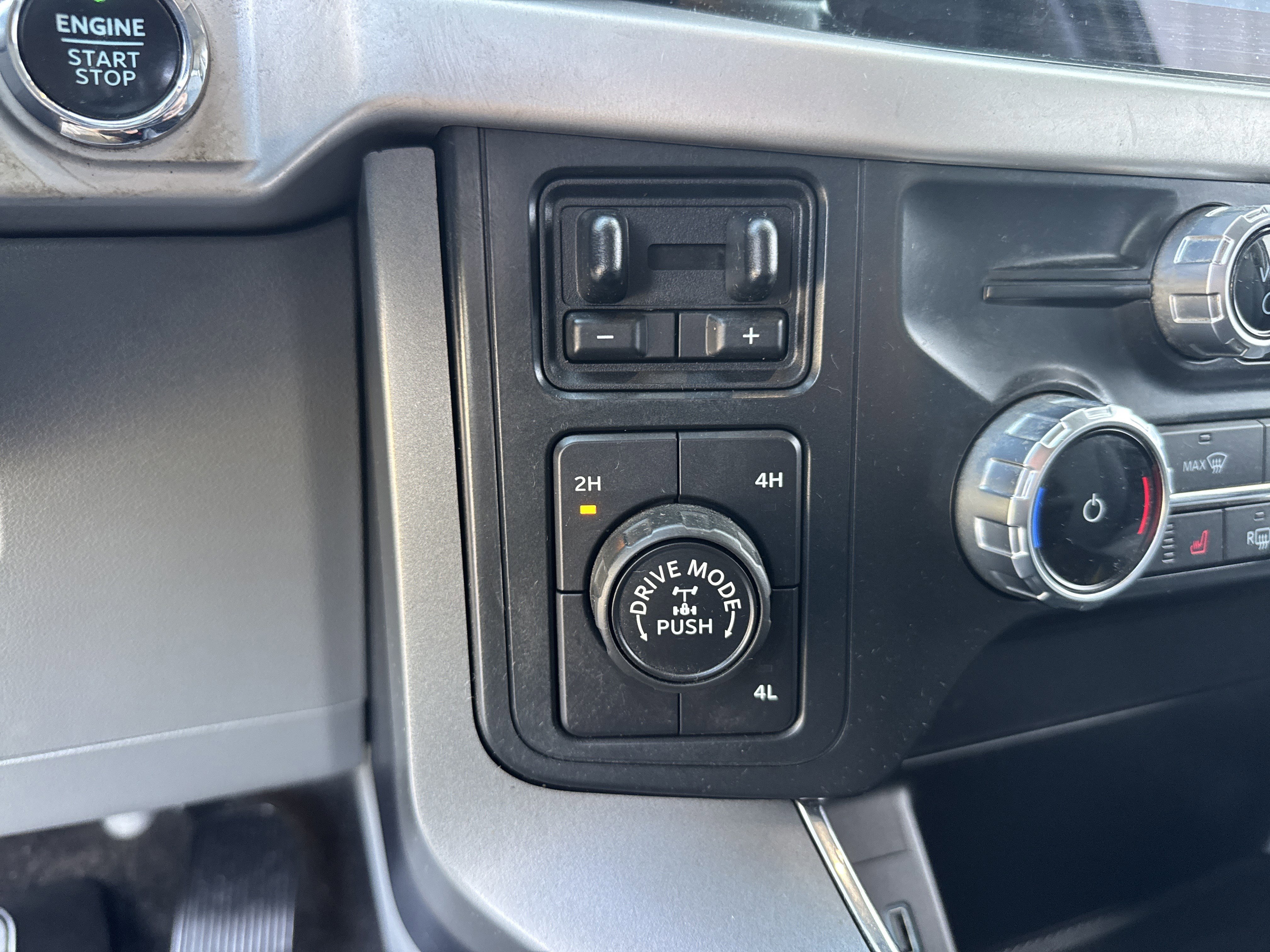 Certified 2022 Ford F150 XLT w/ Equipment Group 302A High image 38