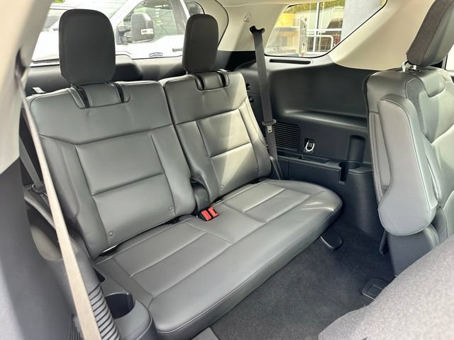 Certified 2025 Ford Explorer Active w/ Active Comfort Package AWD/4WD image 38