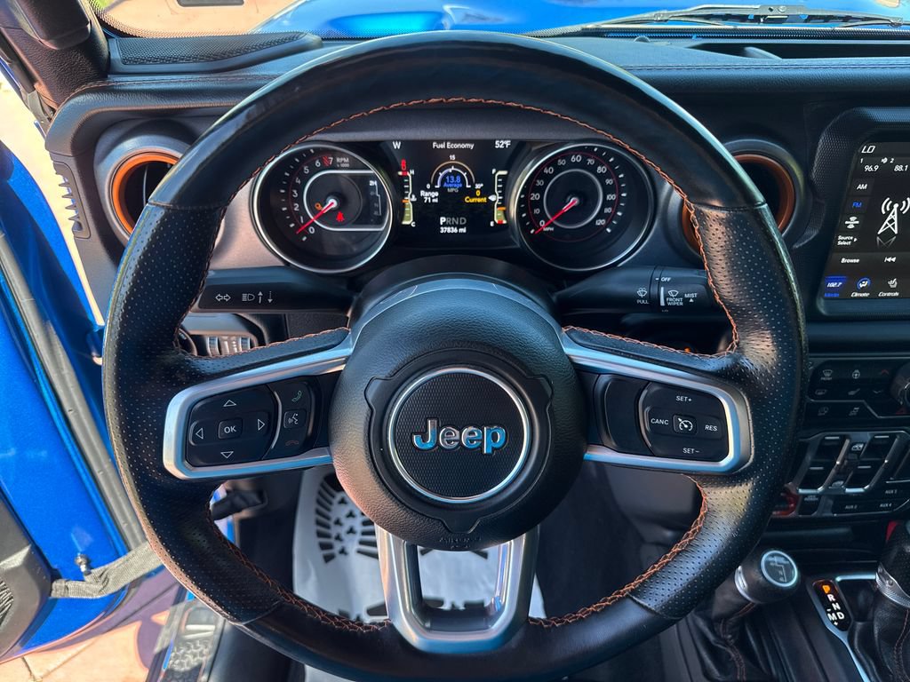 Used 2020 Jeep Gladiator Mojave AWD/4WD image 14