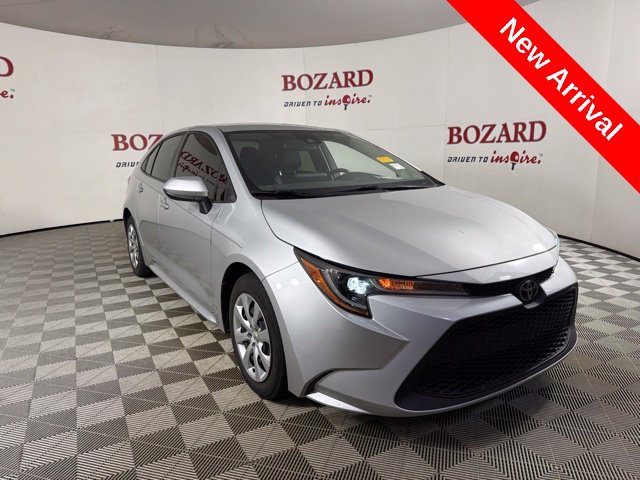 Used 2022 Toyota Corolla LE FWD image 1
