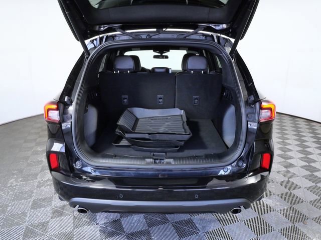 Certified 2024 Ford Escape ST-Line w/ Tech Pack #1 image 9
