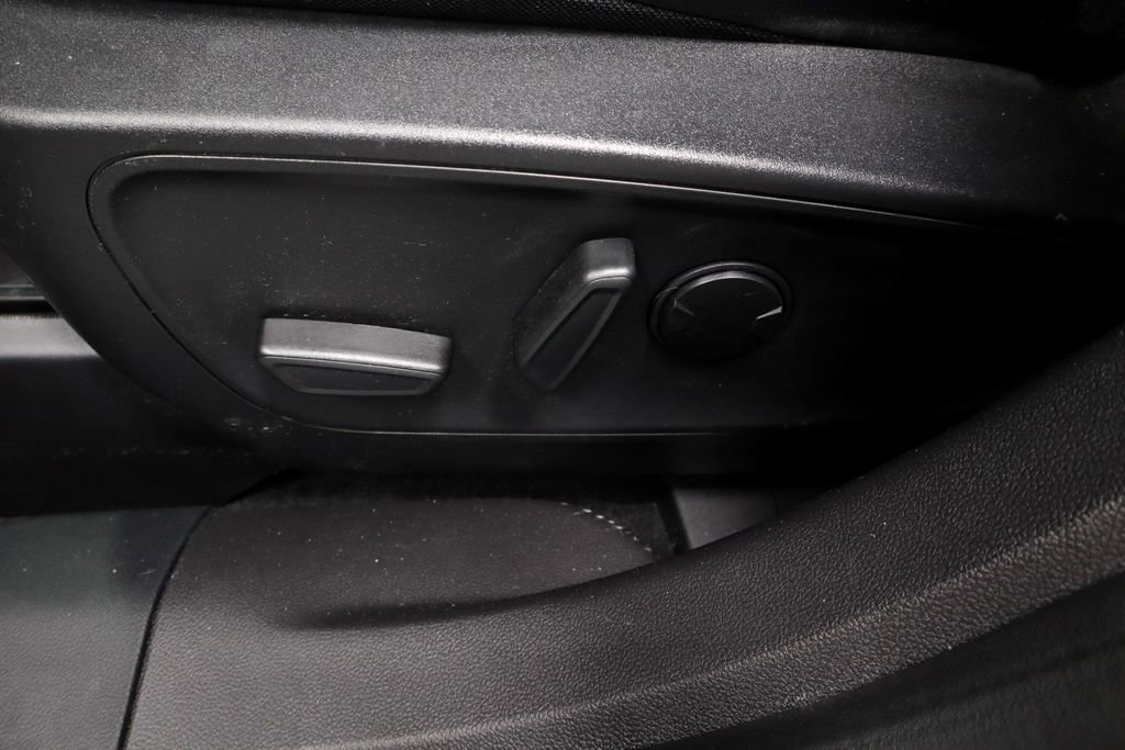 Certified 2023 Ford Escape ST-Line w/ Equipment Group 301A FWD image 25