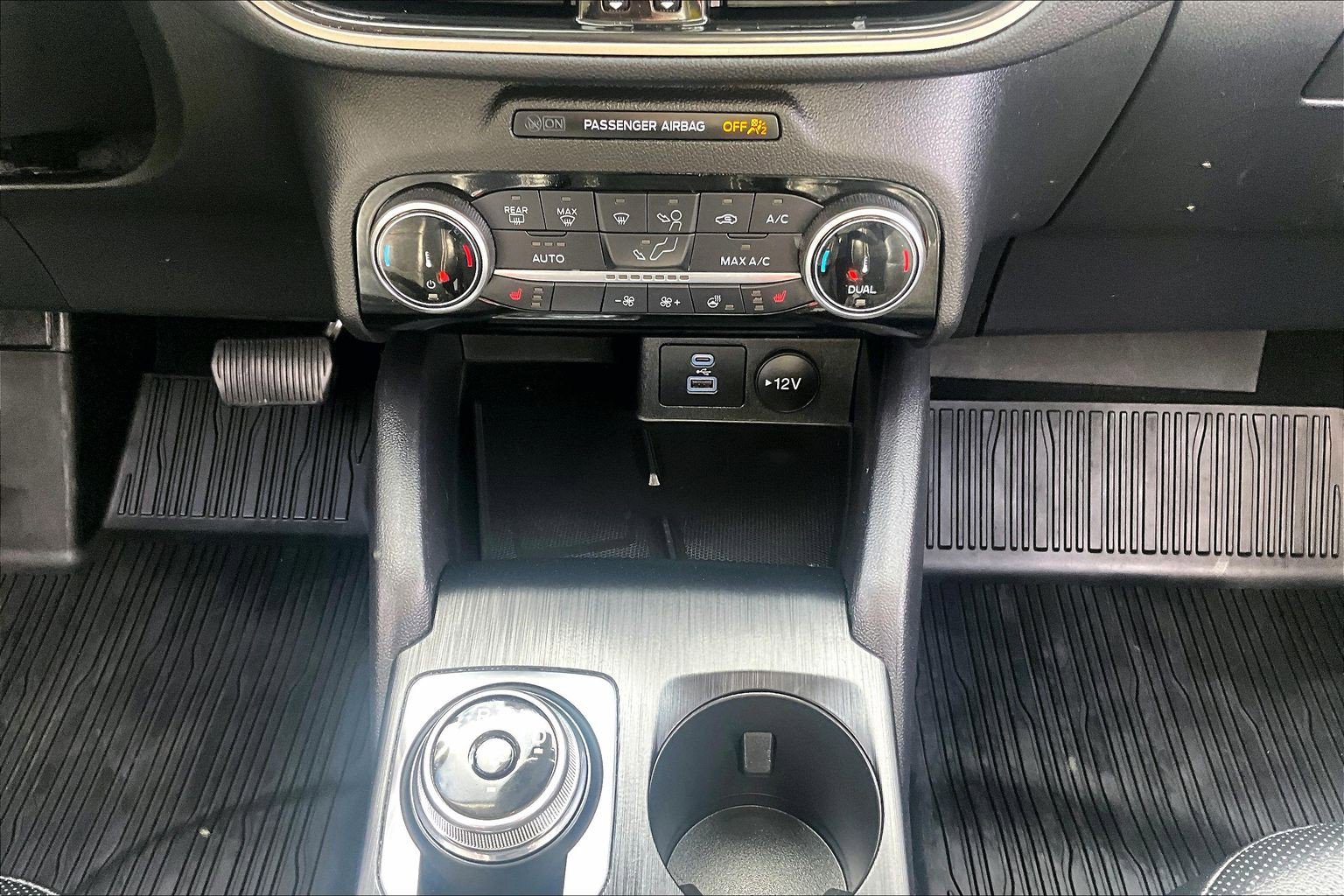 Certified 2022 Ford Escape SEL w/ Technology Package AWD/4WD image 24
