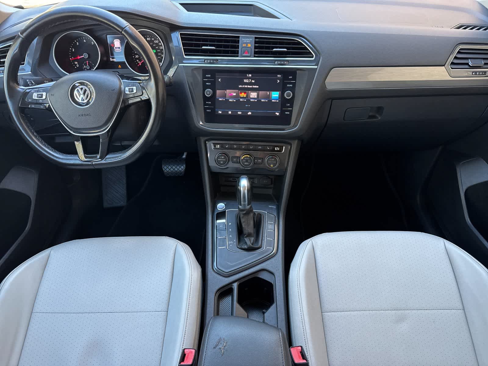 Used 2019 Volkswagen Tiguan SE w/ Panoramic Sunroof Package FWD image 3