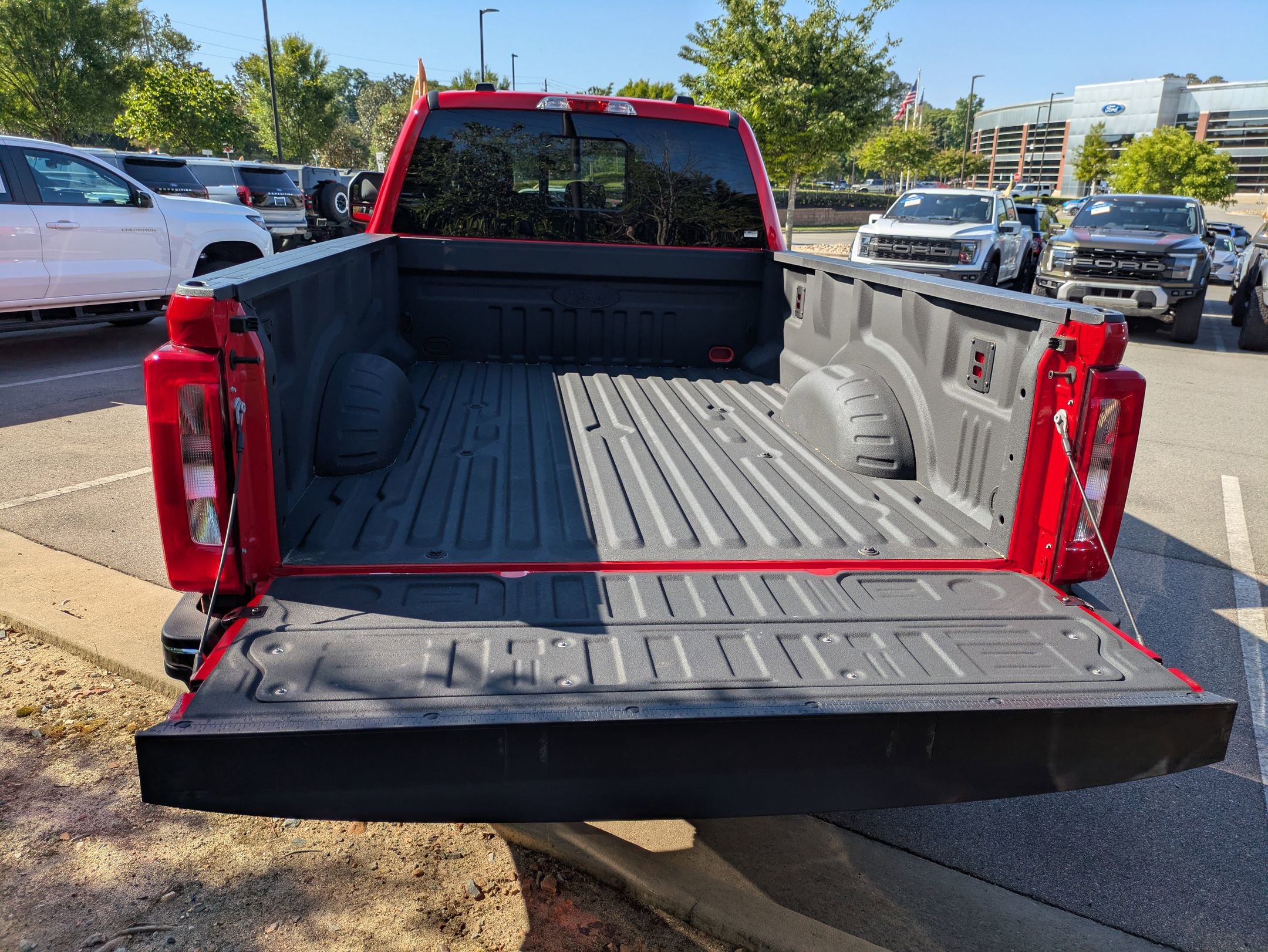 Certified 2024 Ford F250 XLT w/ Camper Package AWD/4WD image 33