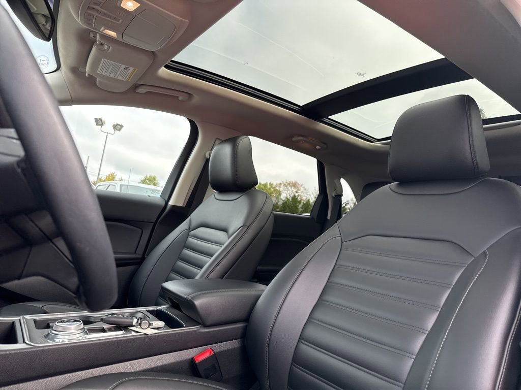 Certified 2024 Ford Edge SEL w/ Convenience Package image 16