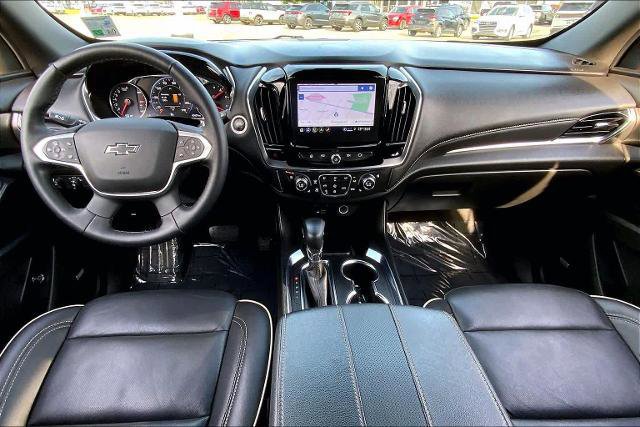 Used 2023 Chevrolet Traverse Premier w/ Redline Edition image 16