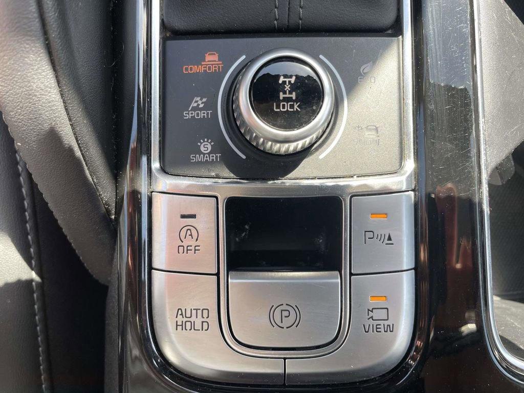 Used 2021 Kia Telluride SX w/ SX Prestige Package image 24