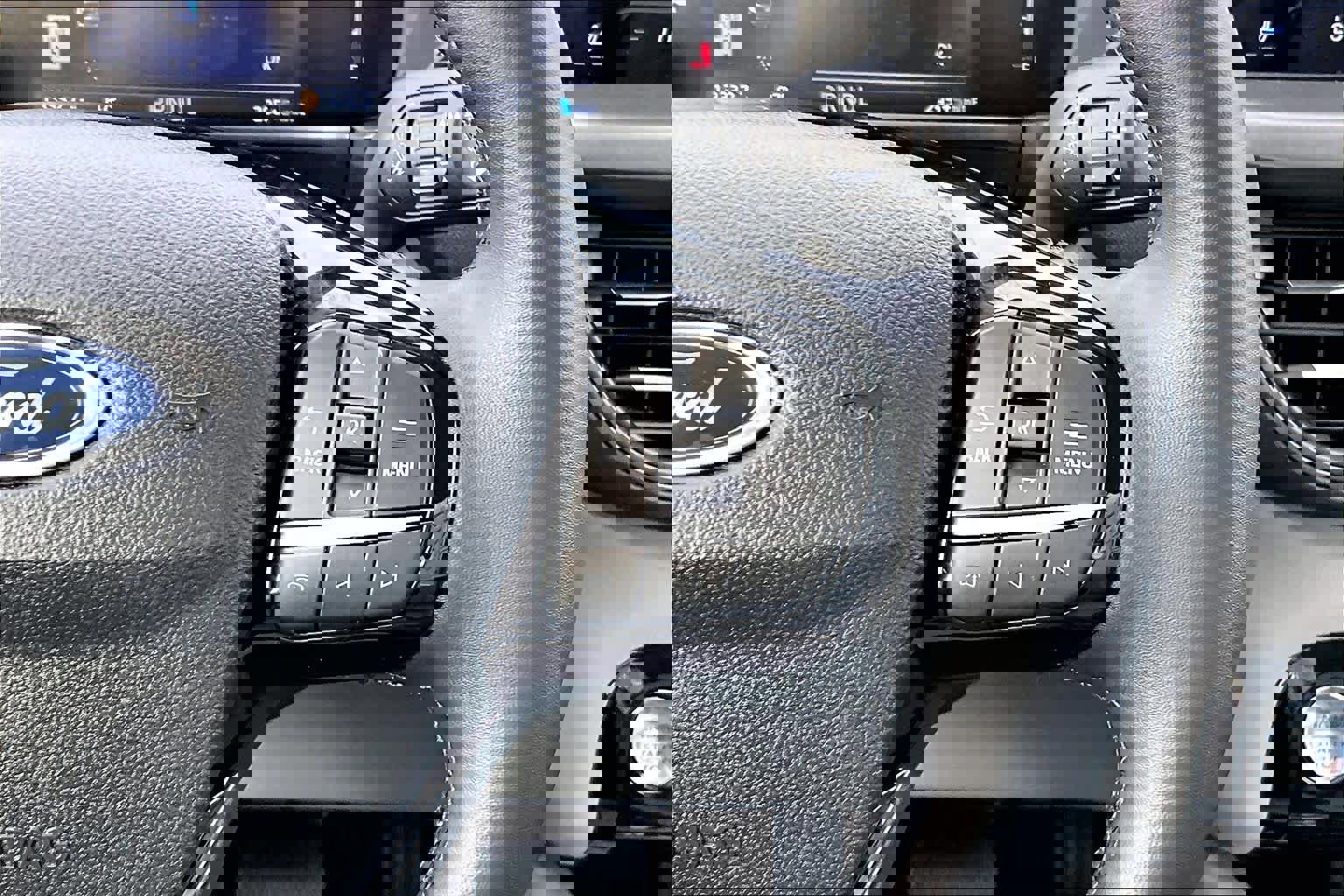 Certified 2023 Ford Escape SE image 25