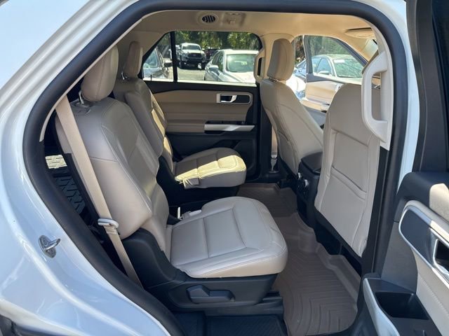 Certified 2021 Ford Explorer XLT w/ Equipment Group 202A RWD image 20