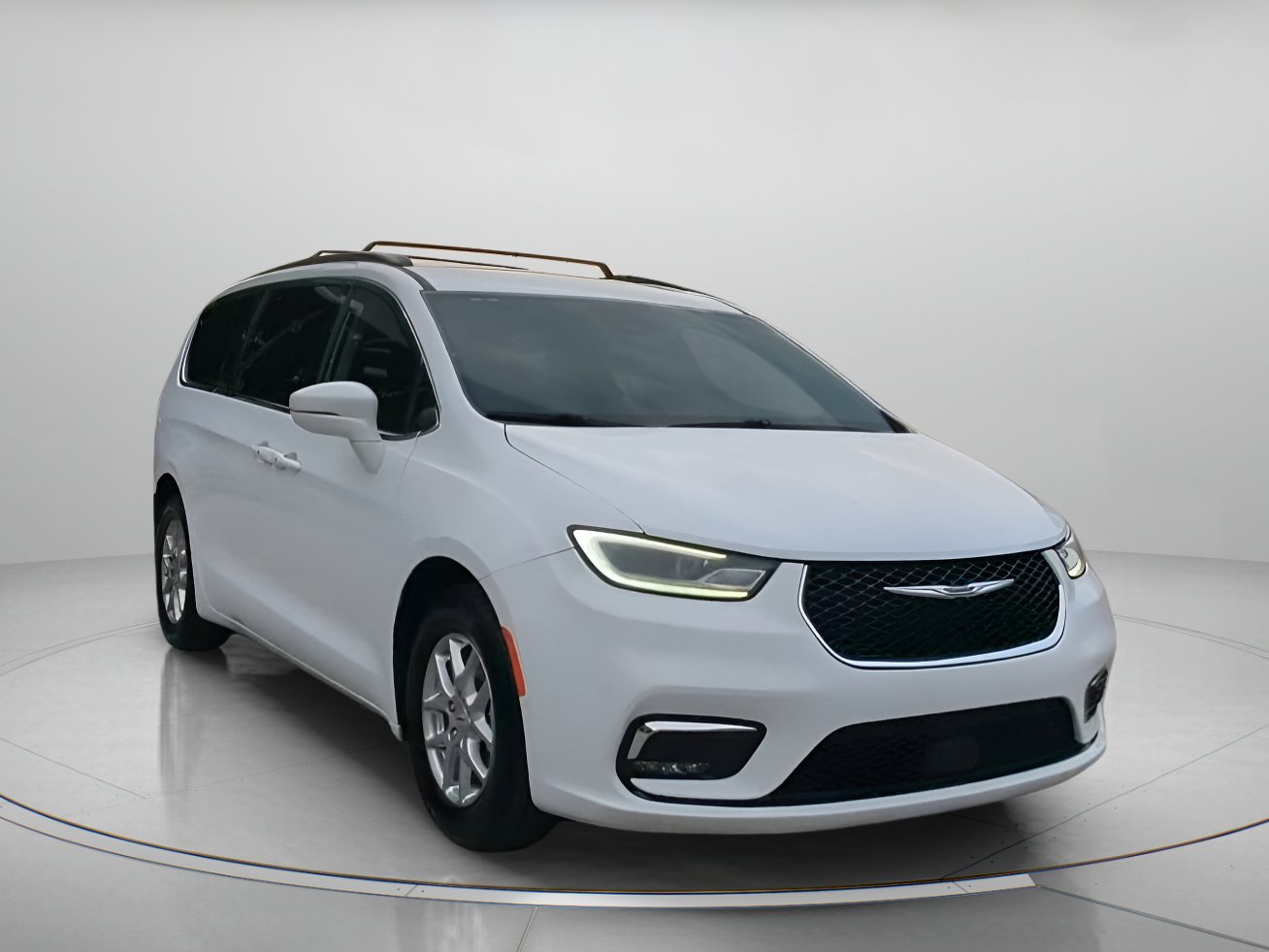 Used 2022 Chrysler Pacifica Touring-L FWD image 4