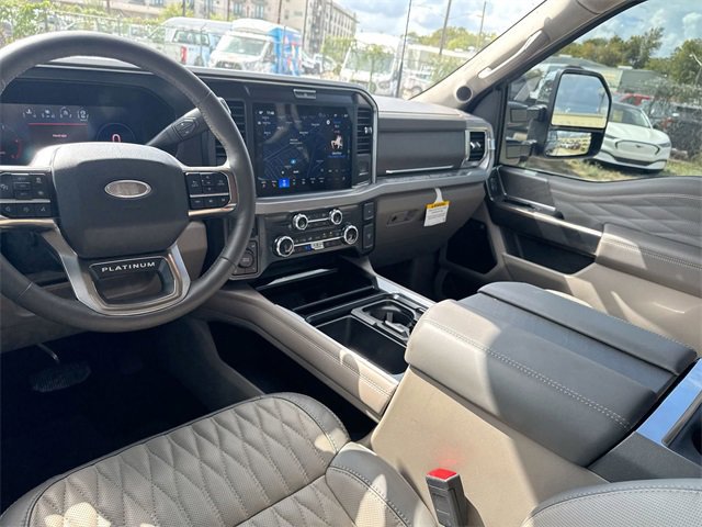 Certified 2026 Ford F250 Platinum w/ Platinum Plus Package image 36