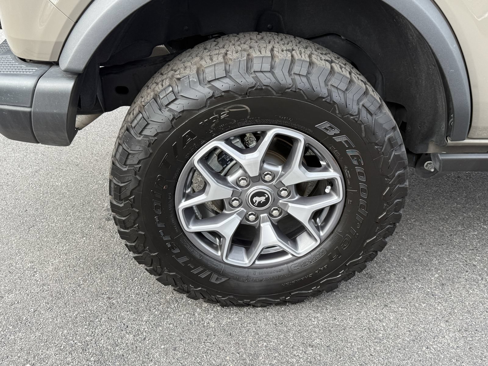 Certified 2025 Ford Bronco Badlands AWD/4WD image 38