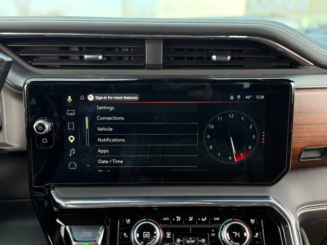 Used 2025 GMC Sierra 3500 Denali Ultimate AWD/4WD image 28