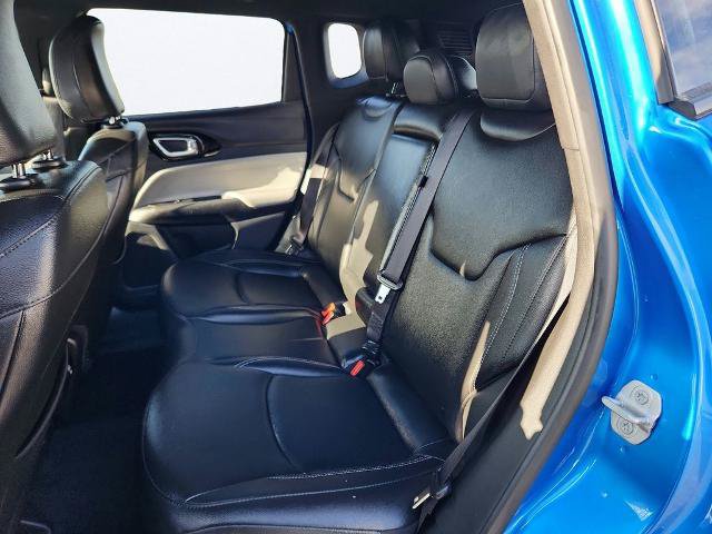 Used 2025 Jeep Compass Limited AWD/4WD image 18