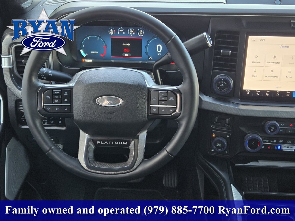 Certified 2025 Ford F250 Platinum w/ FX4 Off-Road Package AWD/4WD image 21