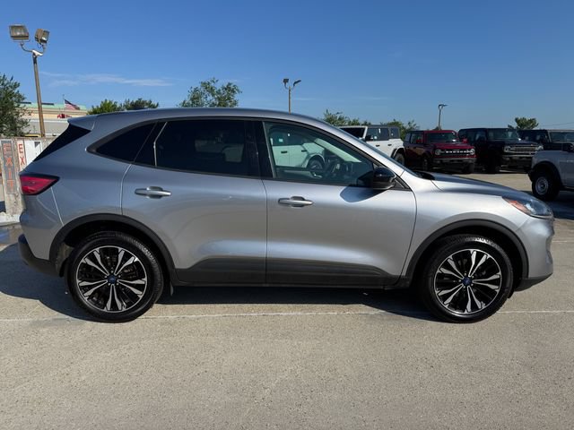 Certified 2021 Ford Escape SE w/ SE Sport Appearance Package AWD/4WD image 7