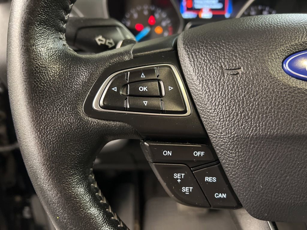 Certified 2017 Ford Escape Titanium image 18