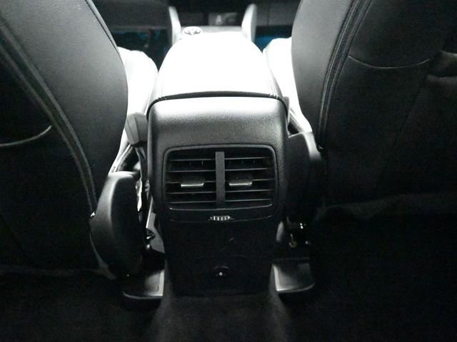 Certified 2024 Ford Escape SE w/ PHEV Premium Package image 40