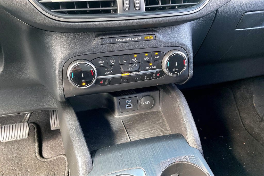 Certified 2023 Ford Escape Active AWD/4WD image 35