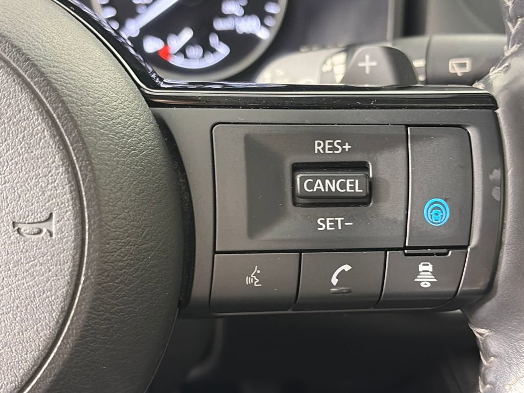 Used 2021 Nissan Rogue SL AWD/4WD image 18