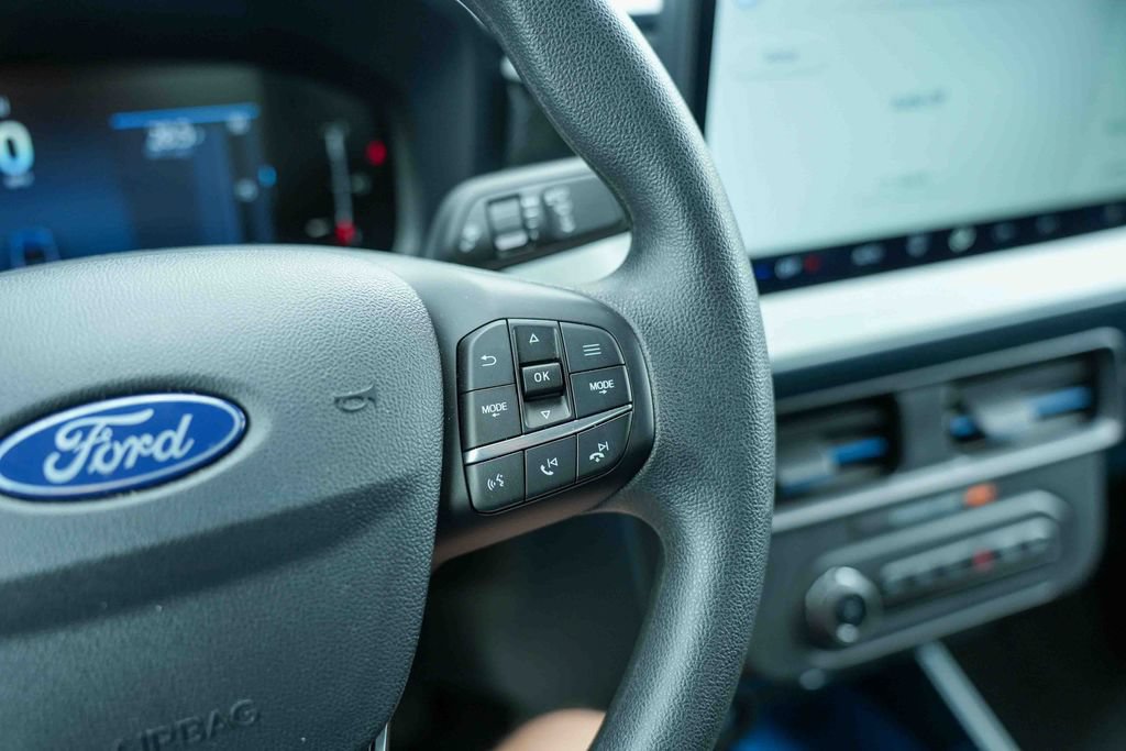 Certified 2025 Ford Maverick XLT w/ Equipment Group 302A AWD/4WD image 31