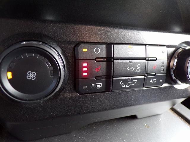 Certified 2019 Ford F150 XLT w/ Equipment Group 302A Luxury image 22