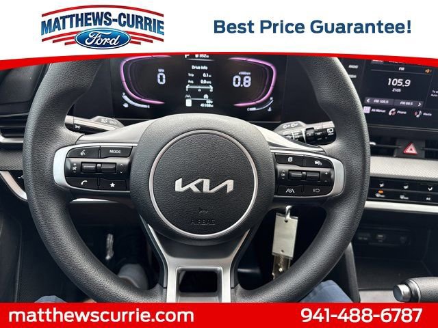 Used 2023 Kia Sportage LX image 16