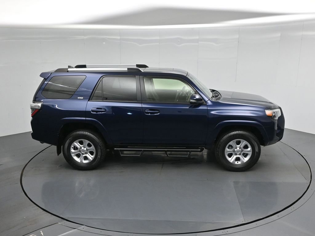 Used 2022 Toyota 4Runner SR5 Premium w/ Moonroof Package AWD/4WD image 10