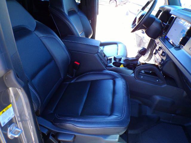 Certified 2025 Ford Bronco Badlands AWD/4WD image 13