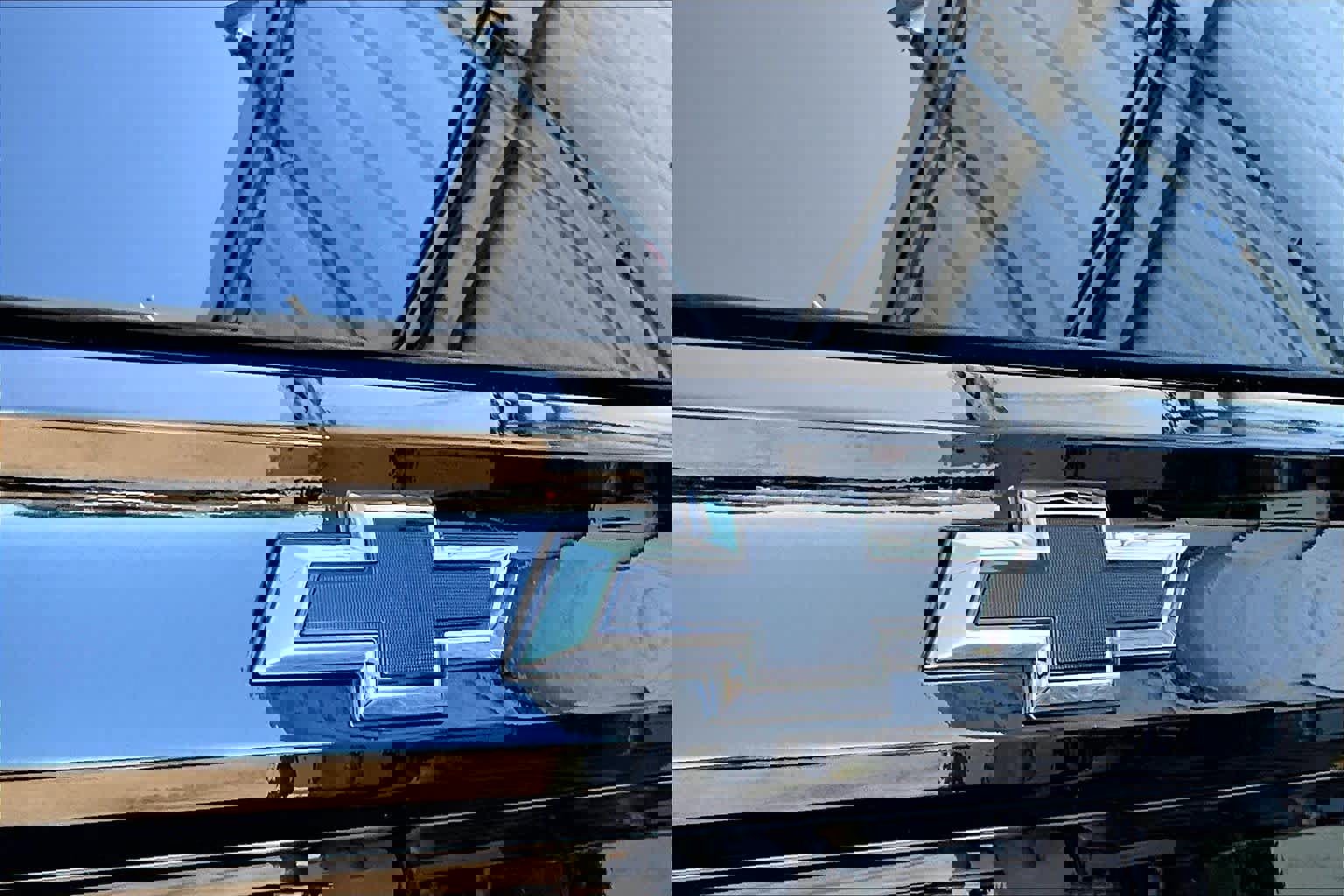 Used 2025 Chevrolet Tahoe LS image 30